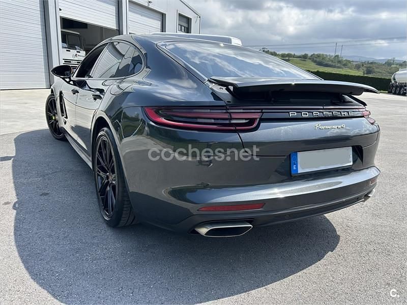 Usado Porsche Panamera 4 462 CV (339 kW) 2017 Gris / plata Berlina