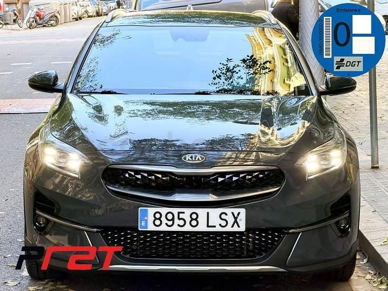 Usado Kia XCeed 141 CV (103 kW) 2021 Gris / plata SUV