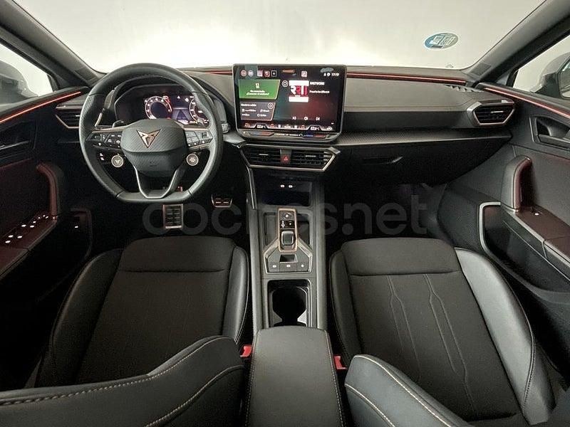 Usado Cupra Leon 150 CV (110 kW) 2025 Blanco Familiar