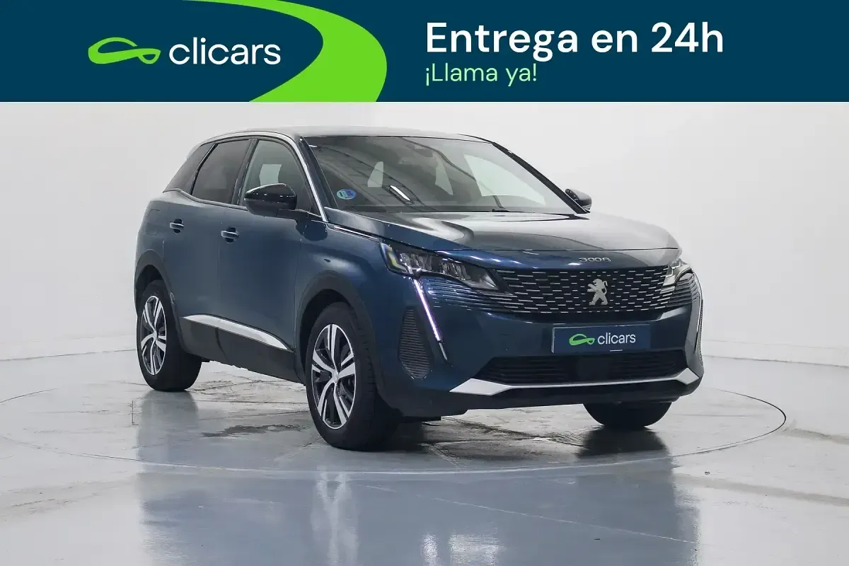 Usado Peugeot 3008 Allure 136 CV (100 kW) 2024 Azul SUV