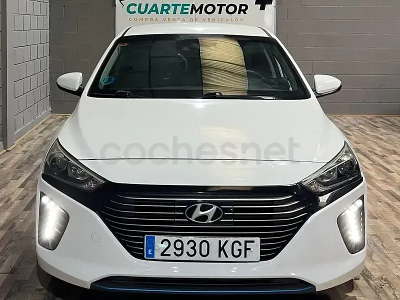 Usado Hyundai Ioniq 141 CV (103 kW) 2018 Blanco Utilitario