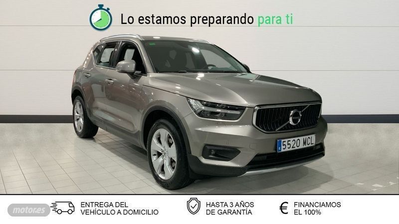 Marrón Usado 2021 Volvo XC40 Momentum SUV | 29.000 € (Precio justo) - Imagen 1/4