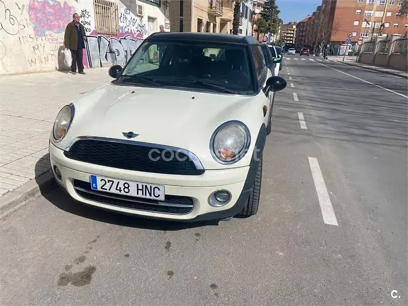 Usado Mini Cooper D Clubman 110 CV (80 kW) 2008 Blanco Familiar