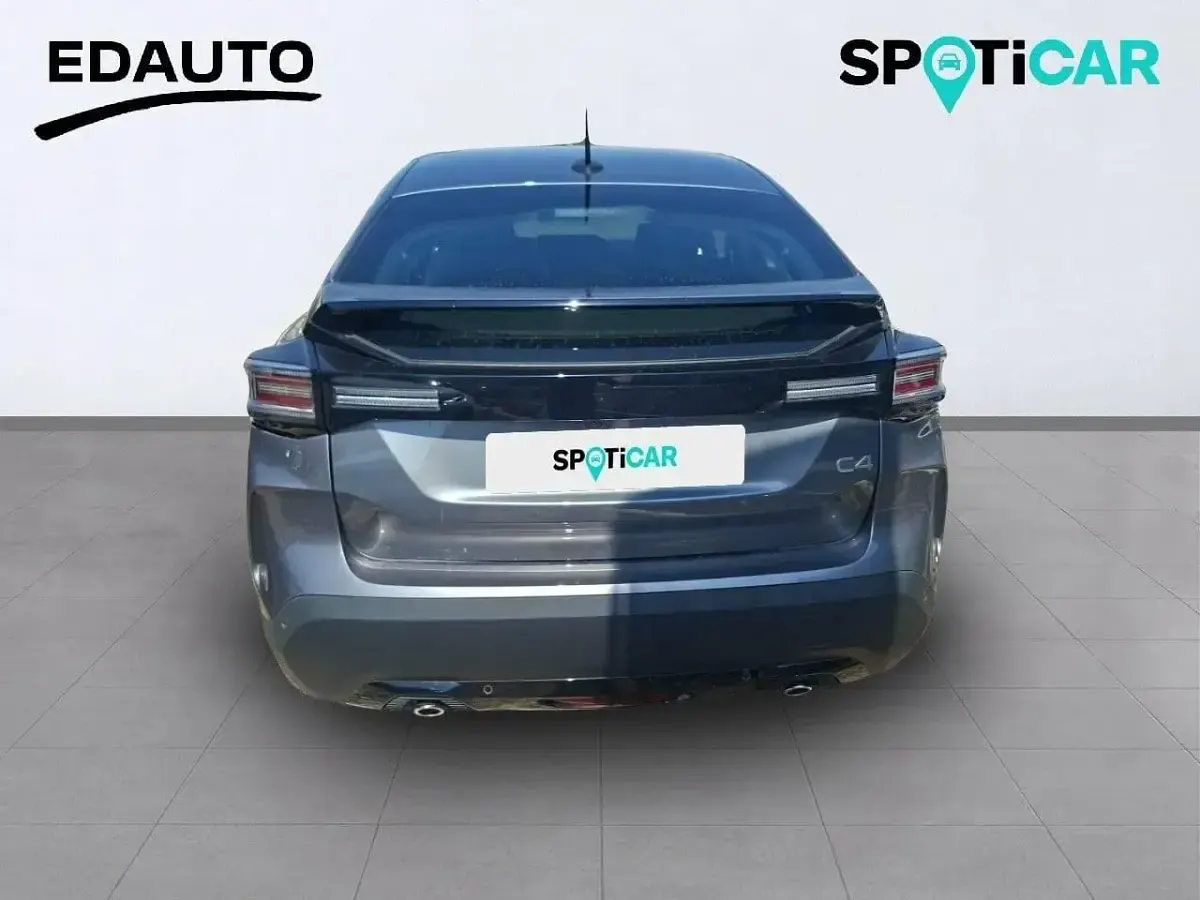 Usado Citroën C4 145 CV (106 kW) 2025 Gris SUV