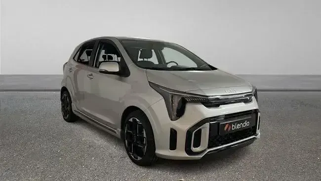 Usado Kia Picanto GT-Line 63 CV (46 kW) 2024 Gris Utilitario