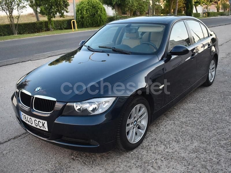 Azul Usado 2008 BMW 320 Berlina | 7100 € (Precio justo) - Imagen 1/4