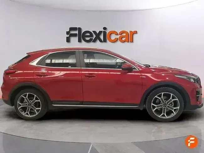 Usado Kia XCeed 120 CV (88 kW) 2022 Rojo SUV