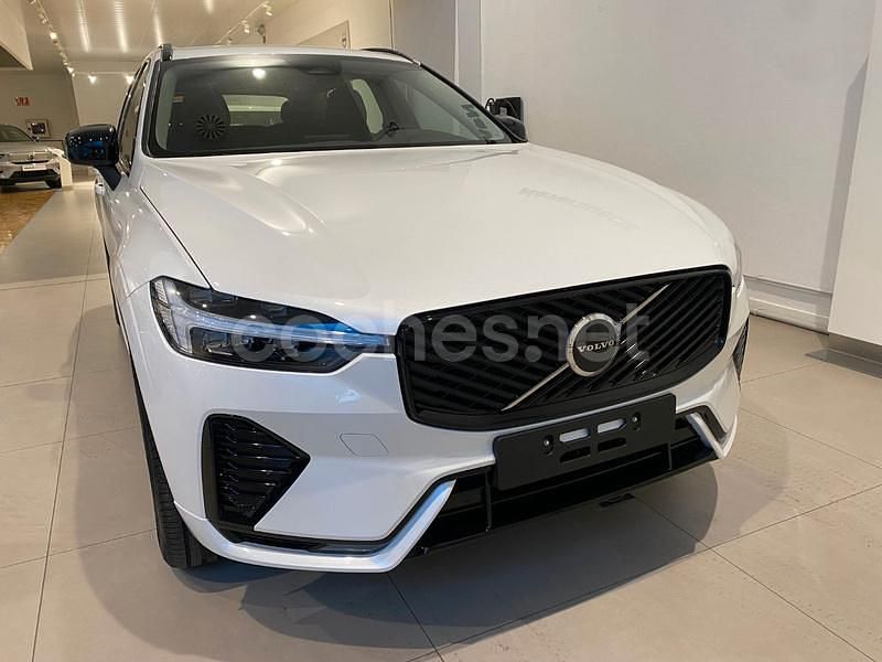 Nuevo Volvo XC60 Plus 250 CV (183 kW) 2025 Blanco SUV