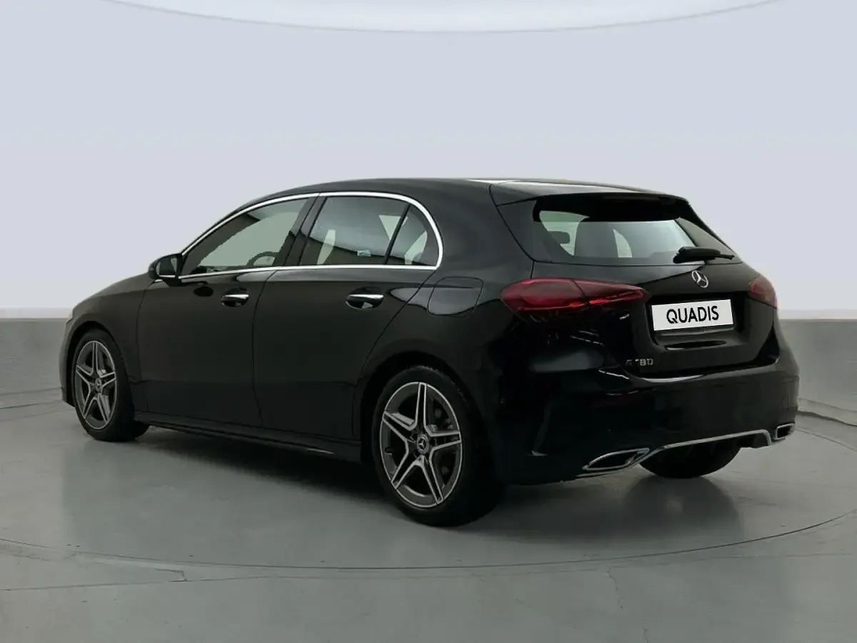 Usado Mercedes A180 136 CV (100 kW) 2025 Negro