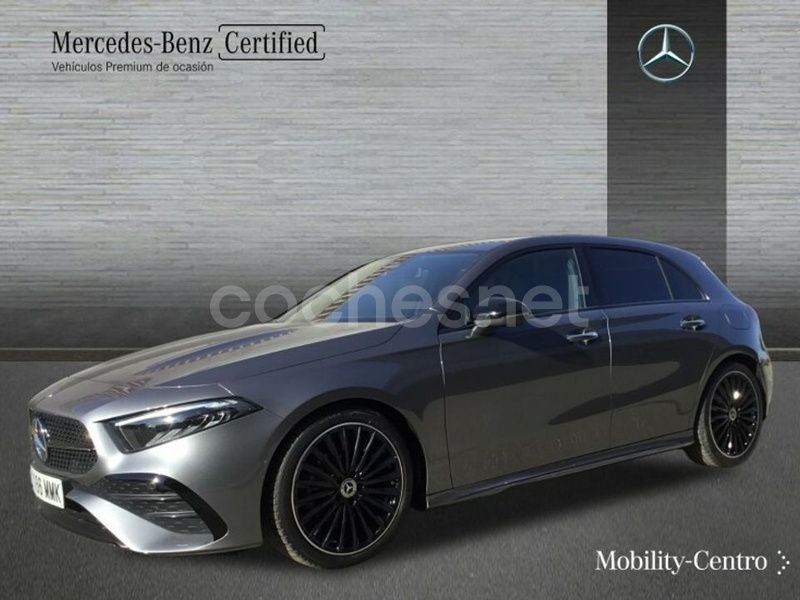 Gris Usado 2023 Mercedes A200 AMG line Berlina | 33.500 € (Precio justo) - Imagen 1/4