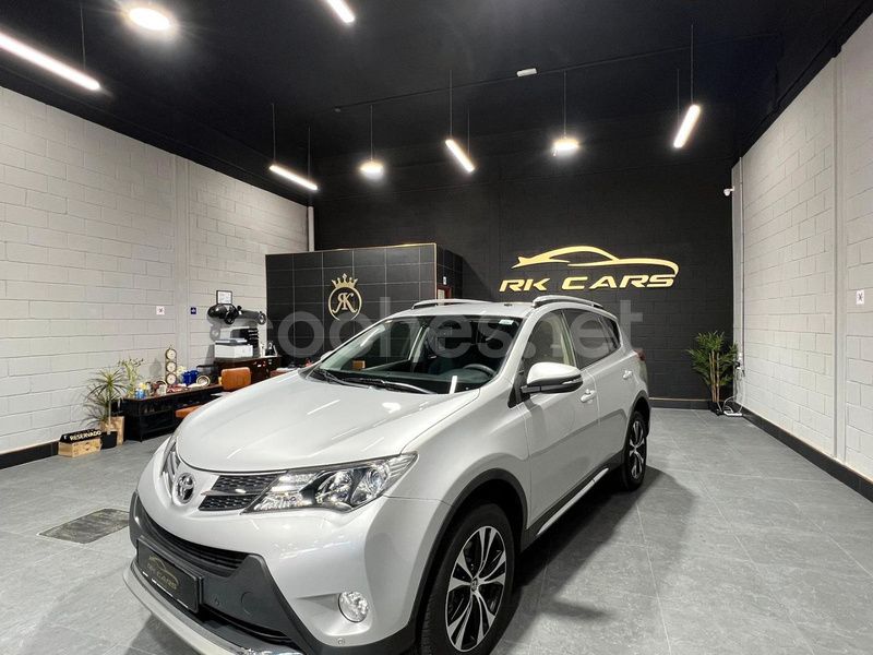 Gris / plata Usado 2015 Toyota RAV4 Executive SUV | 15.990 € (Precio justo) - Imagen 1/4