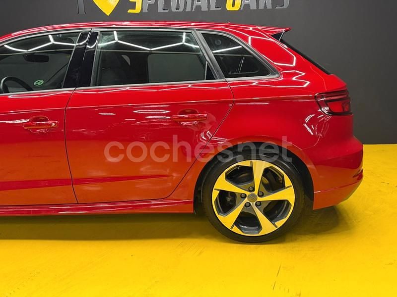 Usado Audi A3 S-Line 150 CV (110 kW) 2018 Rojo Berlina