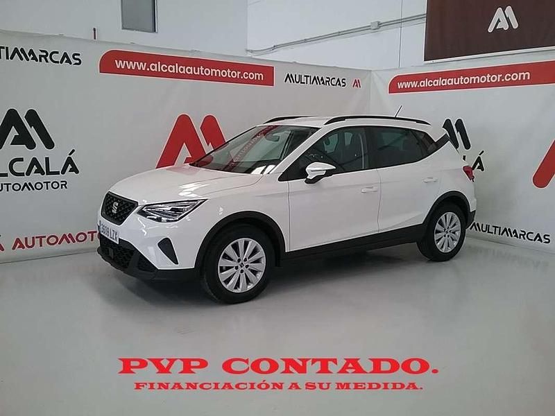 Usado Seat Arona Style 110 CV (80 kW) 2022 Blanco SUV
