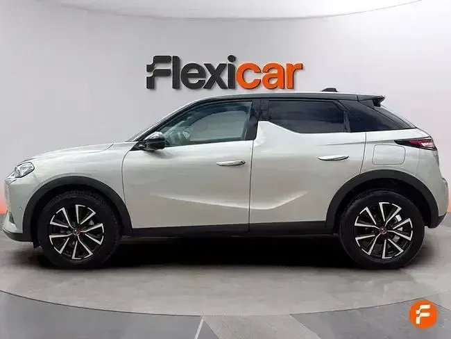 Usado DS Automobiles DS3 Crossback Performance 130 CV (95 kW) 2023 Beige SUV