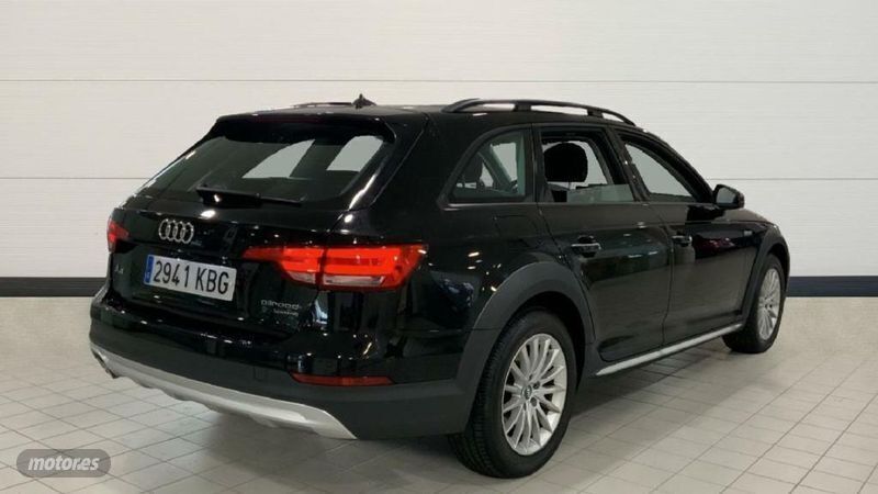 Usado Audi A4 Allroad 163 CV (119 kW) 2017 Negro Familiar
