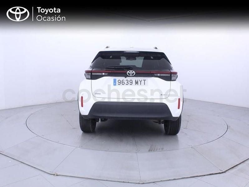 Usado Toyota Yaris Cross Active 116 CV (85 kW) 2025 Blanco SUV