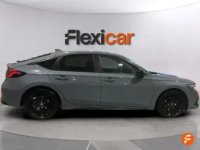 Usado Honda Civic Elegance 184 CV (135 kW) 2024 Gris