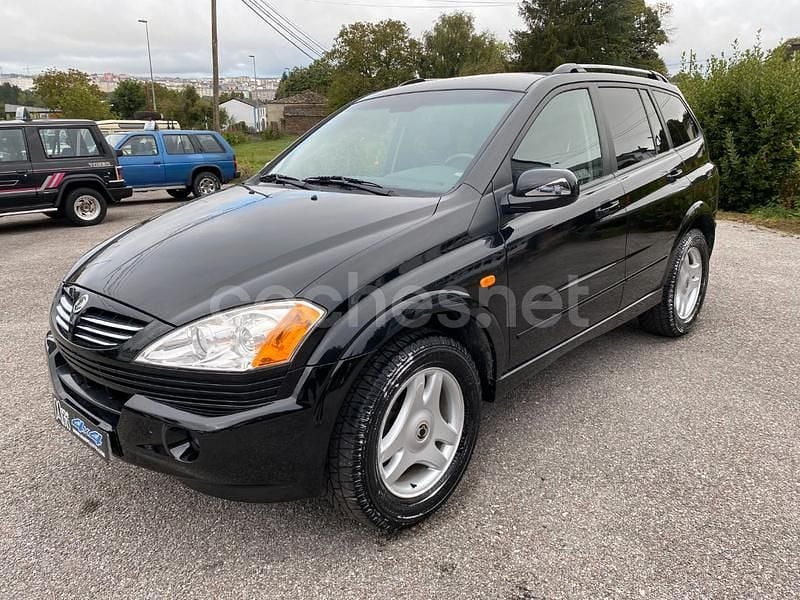 Negro Usado 2006 Ssangyong (KGM) Kyron Limited SUV | 7495 € - Imagen 1/4