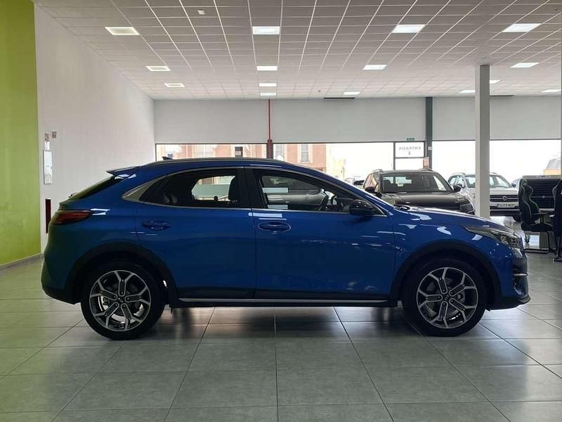 Usado Kia XCeed 136 CV (100 kW) 2021 Azul SUV