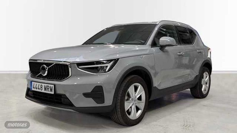 Gris Usado 2024 Volvo XC40 Core SUV | 34.900 € (Precio justo) - Imagen 1/4