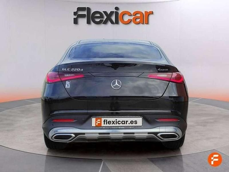 Usado Mercedes GLC220 197 CV (144 kW) 2024 Negro SUV