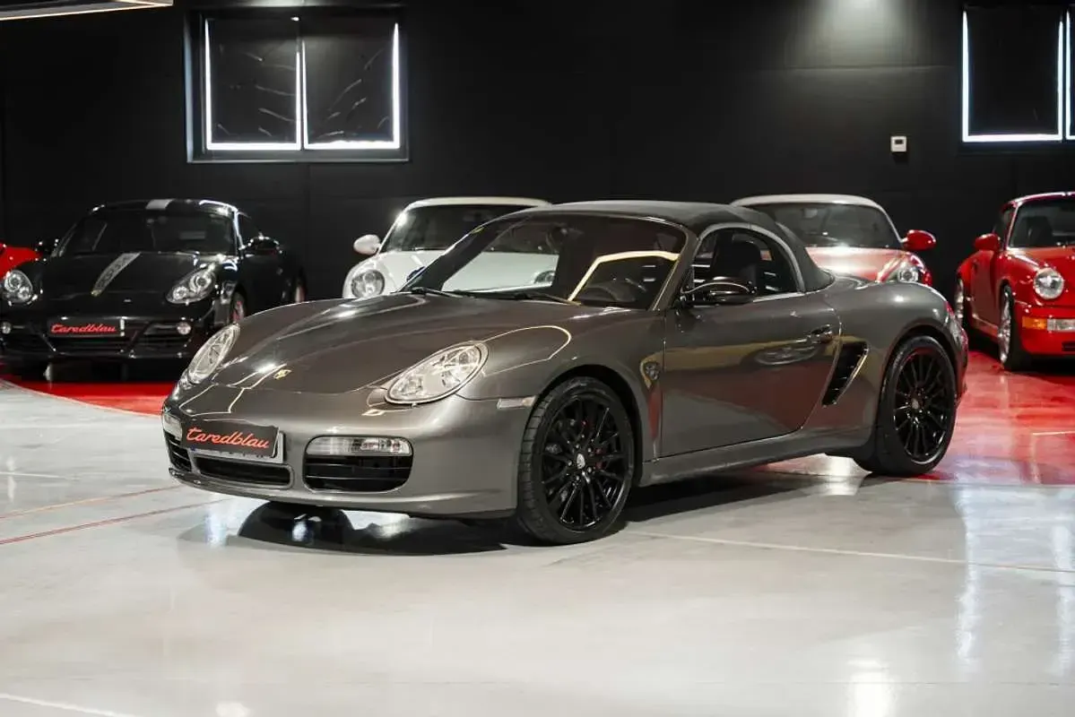 Usado Porsche Boxster 279 CV (205 kW) 2005 Gris Descapotable