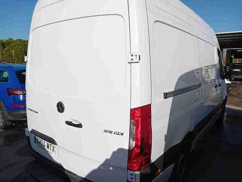 Usado Mercedes Sprinter 150 CV (110 kW) 2024 Blanco Van