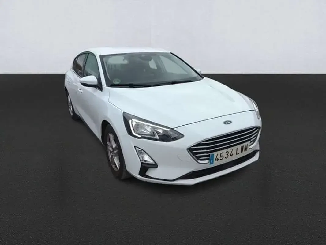 Używany Ford Focus Trend+ 120 KM (88 kW) 2022 Biały Hatchback