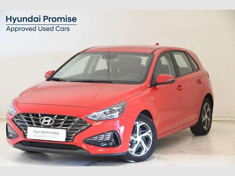 Rojo Usado 2022 Hyundai i30 Utilitario | 15.900 € (Precio justo) - Imagen 1/4