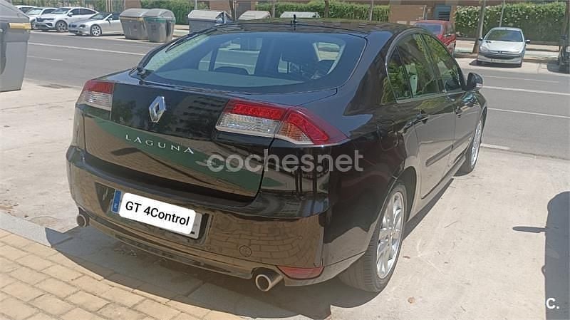 Usado Renault Laguna III GT 180 CV (132 kW) 2010 Negro Berlina