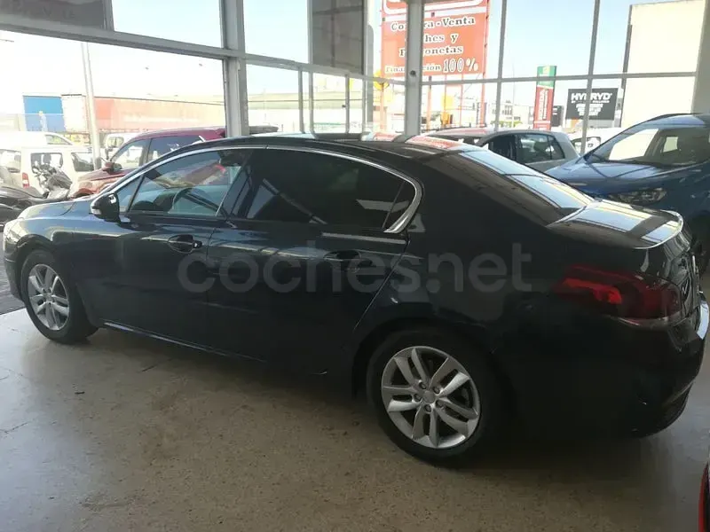 Usado Peugeot 508 Active 165 CV (121 kW) 2017 Negro Berlina