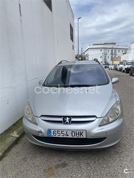 Usado Peugeot 307 110 CV (80 kW) 2005 Gris / plata Familiar