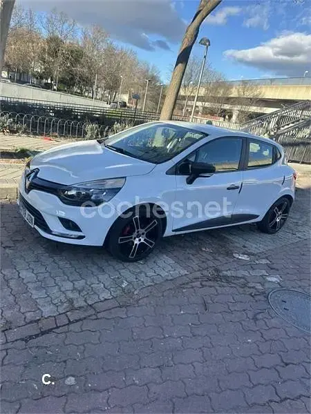 Usado Renault Clio IV LIMITED 75 CV (55 kW) 2018 Blanco Berlina