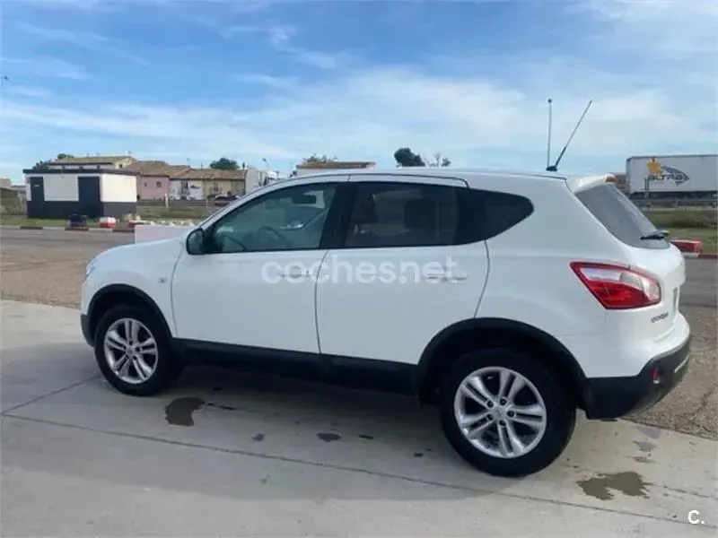 Usado Nissan Qashqai Acenta 117 CV (86 kW) 2013 Blanco SUV