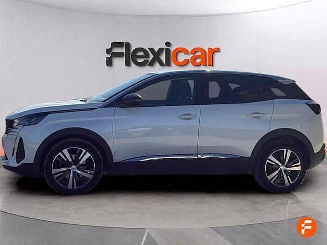 Usado Peugeot 3008 Allure 130 CV (95 kW) 2022 Blanco SUV