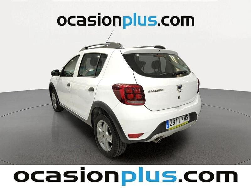 Usado Dacia Sandero Stepway 90 CV (66 kW) 2018 Blanco Utilitario