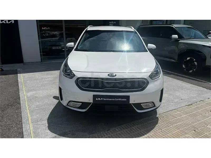 Usado Kia Niro 141 CV (103 kW) 2019 Blanco SUV