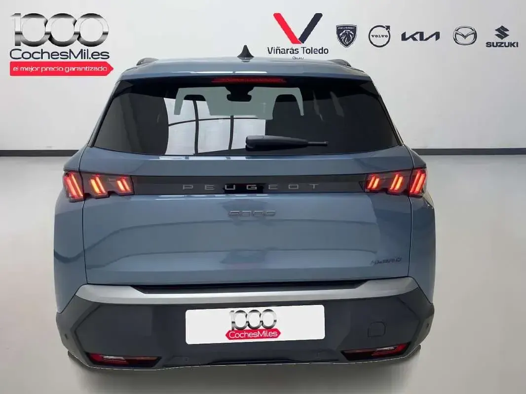 Usado Peugeot 5008 Allure 145 CV (106 kW) 2025 Azul SUV