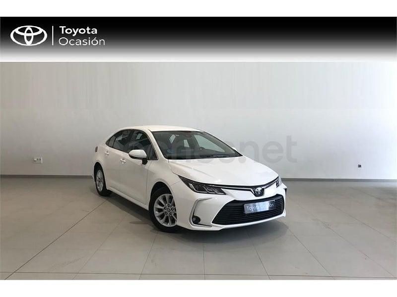 Usado Toyota Corolla Business Edition 122 CV (89 kW) 2022 Blanco Berlina