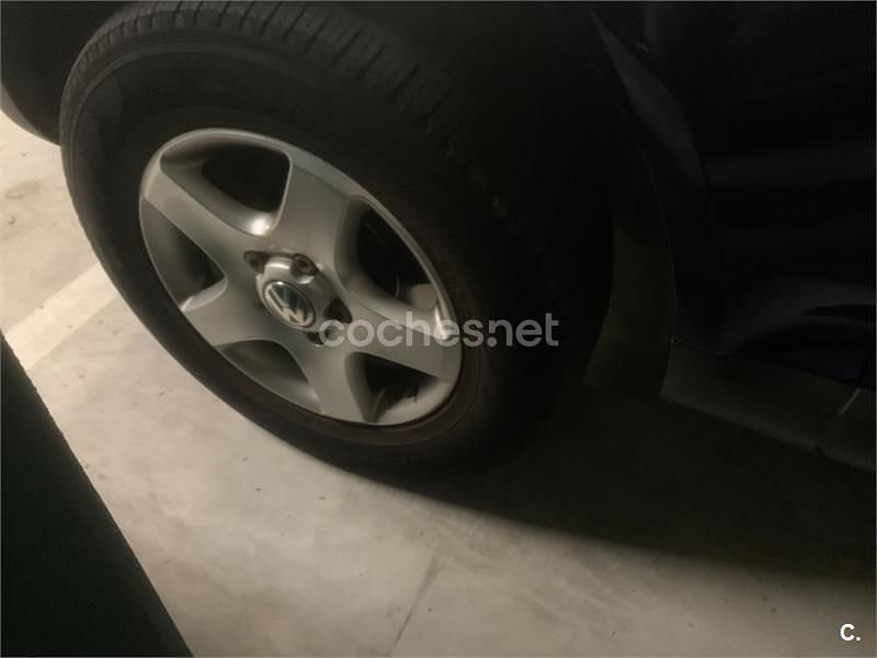 Usado VW Touareg 241 CV (177 kW) 2006 Azul SUV