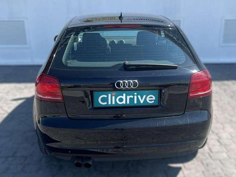 Käytetty Audi A3 Ambition 160 HP (117 kW) 2011 Musta Viistoperä