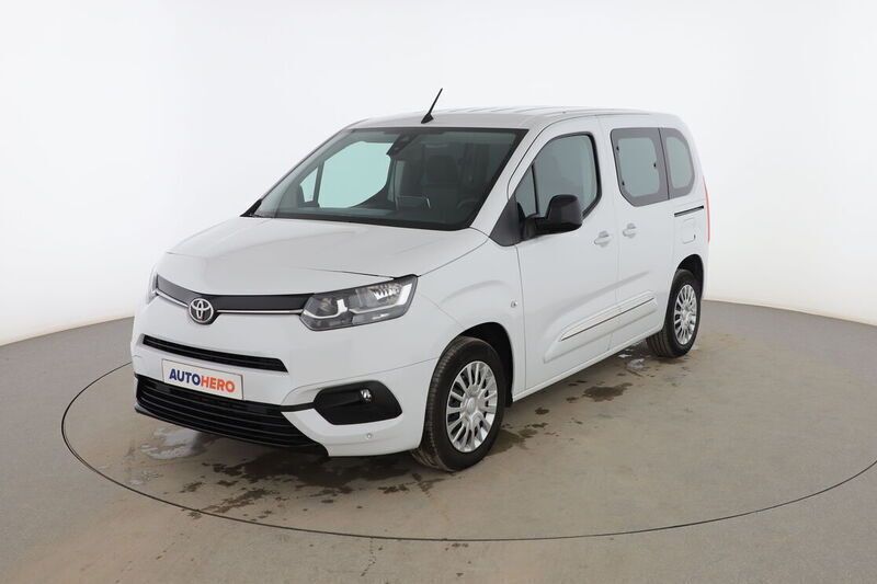 Blanco Usado 2023 Toyota Proace Verso City Familiar | 22.399 € (Precio justo) - Imagen 1/4