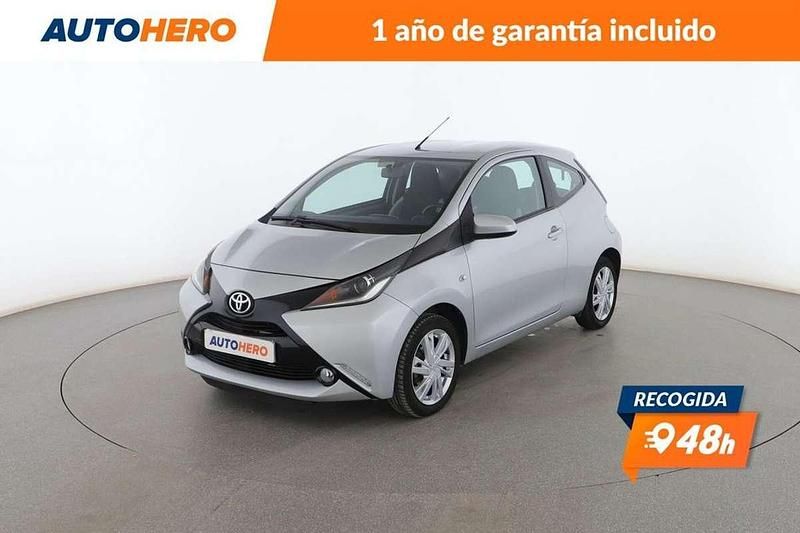 Gris Usado 2015 Toyota Aygo X-play Utilitario | 8399 € (Buen precio) - Imagen 1/3