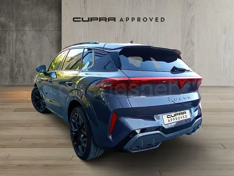 Usado Cupra Terramar VZ 272 CV (200 kW) 2025 Violeta / lila SUV