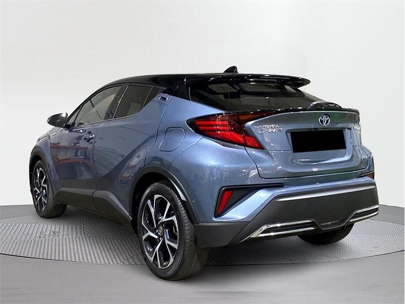Usado Toyota C-HR Advance 184 CV (135 kW) 2021 Bitono gris celestita SUV