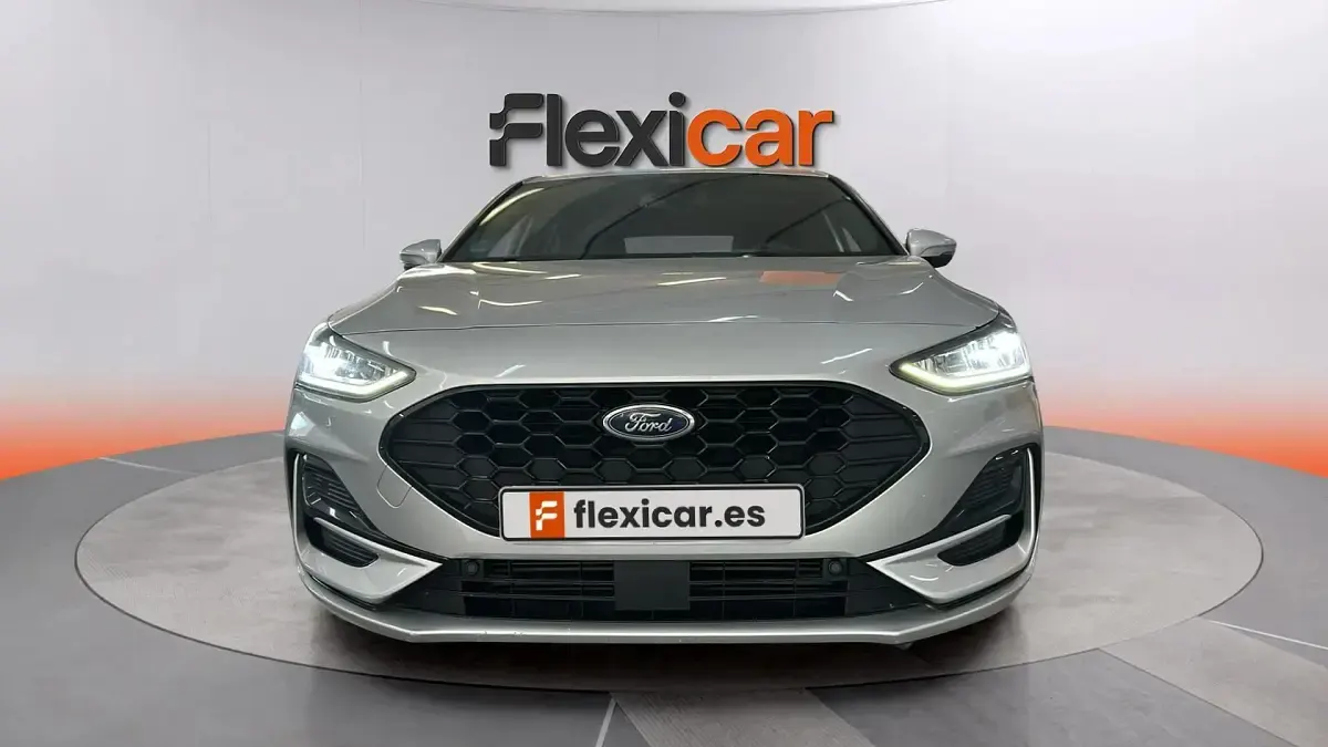 Usado Ford Focus Active 155 CV (114 kW) 2023 Gris Berlina