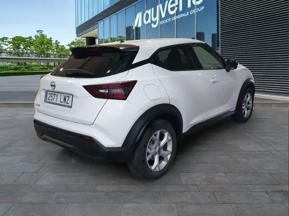Usado Nissan Juke Acenta 114 CV (83 kW) 2022 Blanco SUV