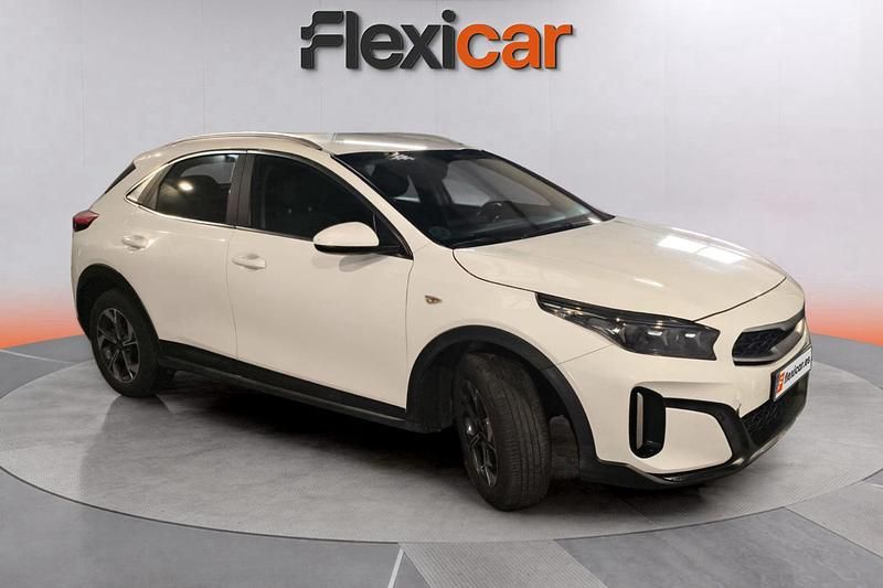 Blanco Usado 2023 Kia XCeed SUV | 14.990 € (Precio justo) - Imagen 1/4