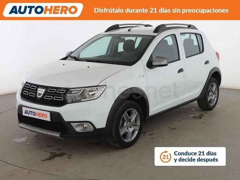Usado Dacia Sandero Essentiel 90 CV (66 kW) 2019 Blanco Utilitario