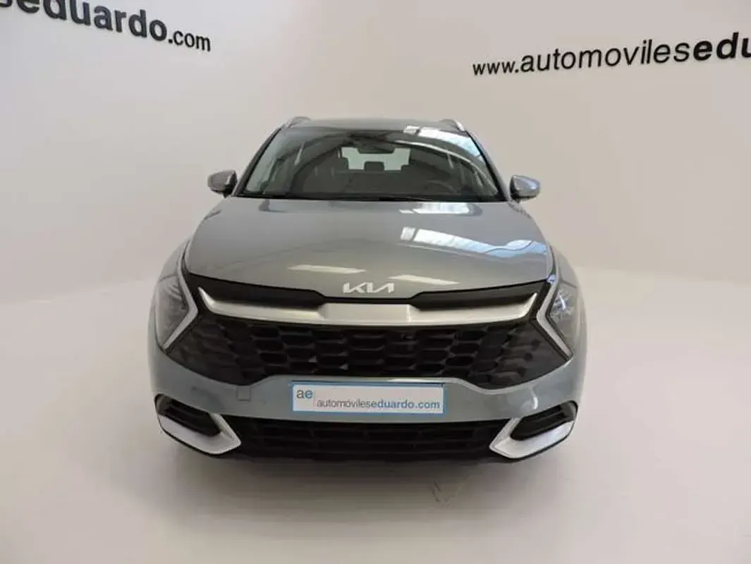 Usado Kia Sportage 136 CV (100 kW) 2023 Plateado SUV